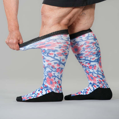 Red, White, and Bloom EasyStretch™ Socks
