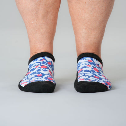 Red, White, and Bloom Ankle Socks