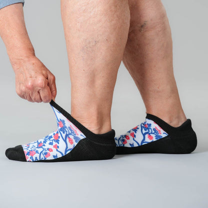 Red, White, and Bloom Ankle Socks